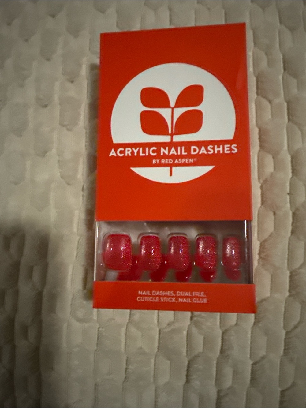 Red Aspen Acrylic Nail Dashes — Red Faux Nails